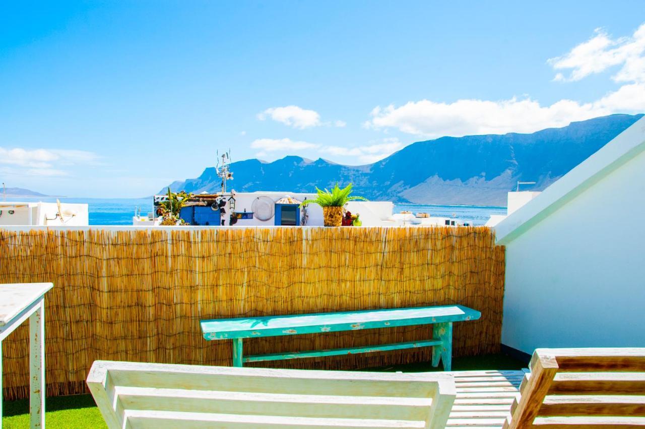 Famara Rooftop 1 Luaran gambar